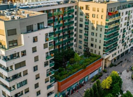One-bedroom in Corvin Sétány with 2 Balcony