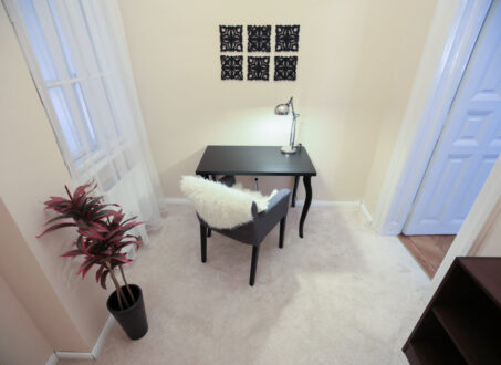 Spacious One-bedroom + Study room Apartment in József Krt