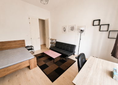 Two-bedroom for rent next to Corvin Pláza