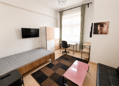 Two-bedroom for rent next to Corvin Pláza