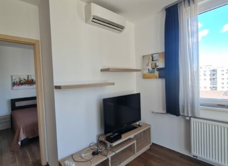 One-bedroom in Corvin Sétány with 2 Balcony