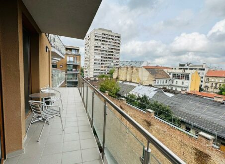 NEWLY BUILT One-bedroom close to CORVIN