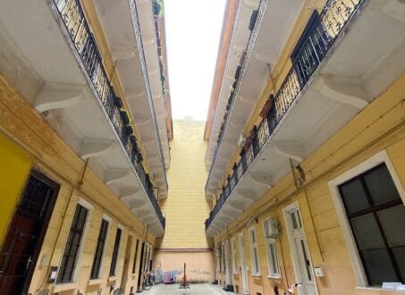 Duplex Two-bedroom between Blaha and Keleti