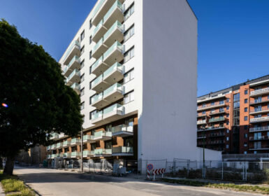 Newly-built Two-bedroom flat for SALE in Millenium Residence