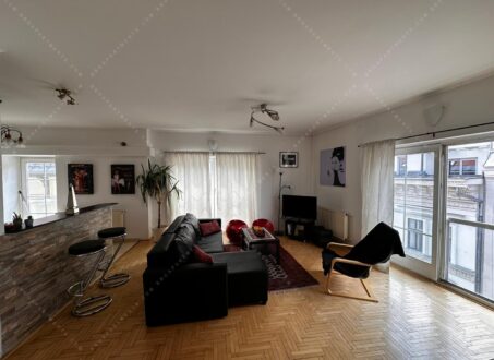 Two-bedroom Duplex on Veres Pálné street – from July