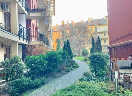 Furnished one-bedroom apartment FOR RENT in Corvin Sétány