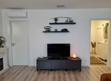 Newly built 2-bedroom, Fully-furnished in district 13th.