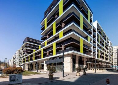 Furnished spacious newly-built studio apartment in Corvin ATRIUM building