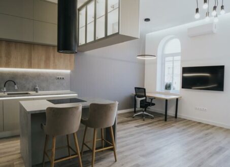 Renovated modern 3-bedroom FOR SALE at Rákóczi tér