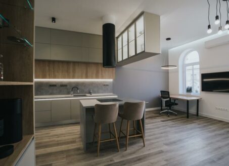 Renovated modern 3-bedroom FOR SALE at Rákóczi tér