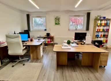 4-apartment FAMILY HOUSE with garden FOR SALE in Római part, next to Danube River