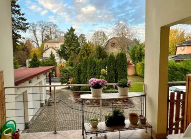 4-apartment FAMILY HOUSE with garden FOR SALE in Római part, next to Danube River