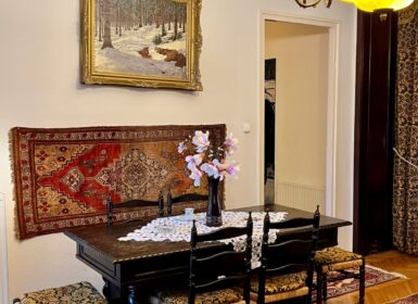 4-apartment FAMILY HOUSE with garden FOR SALE in Római part, next to Danube River