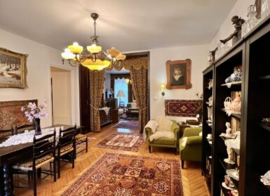 4-apartment FAMILY HOUSE with garden FOR SALE in Római part, next to Danube River