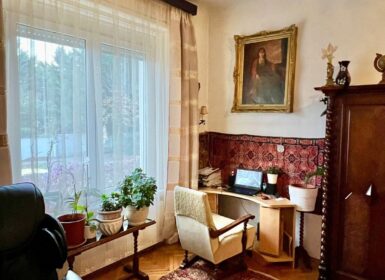 4-apartment FAMILY HOUSE with garden FOR SALE in Római part, next to Danube River
