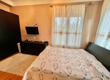 4-apartment FAMILY HOUSE with garden FOR SALE in Római part, next to Danube River