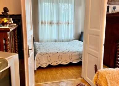 4-apartment FAMILY HOUSE with garden FOR SALE in Római part, next to Danube River