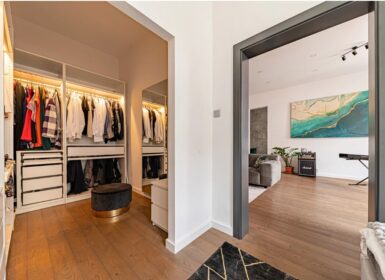 Stylish 2-bedroom for sale in downtown next to Danube river and Váci street