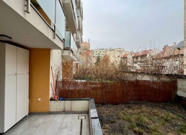 Furnished, modern one-bedroom next to Rákóczi tér and Blaha Lujza tér