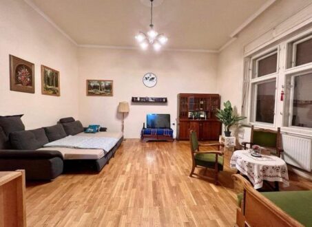 Two-bedroom apartment FOR SALE close to City Park and Keleti railway station