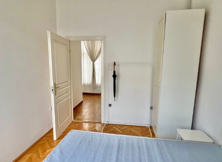 Bright One-bedroom in a superb location for an investment