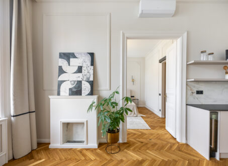 Luxury two-bedroom for SALE in Andrássy Avenue