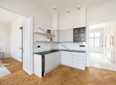 Luxury two-bedroom for SALE in Andrássy Avenue