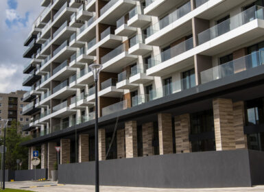 Furnished newly-built one-bedroom FOR SALE in DunaPearl Residence