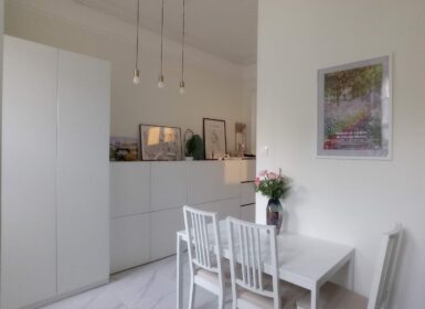 Renovated 2-bedroom apartment FOR SALE in Palace district