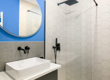 Perfect 3-bedrooms in the Center for investment