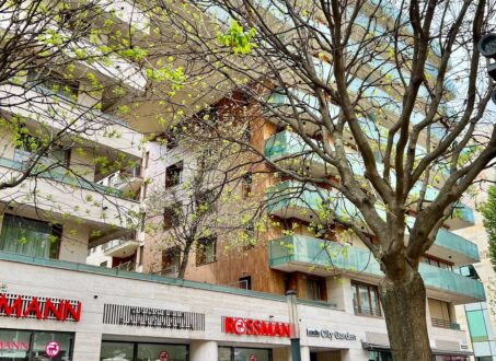 Two-bedrooms apartment FOR SALE in Corvin sétány