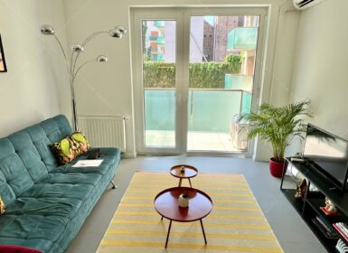 Stylish furnished one-bedroom with storage FOR SALE in Corvin sétány