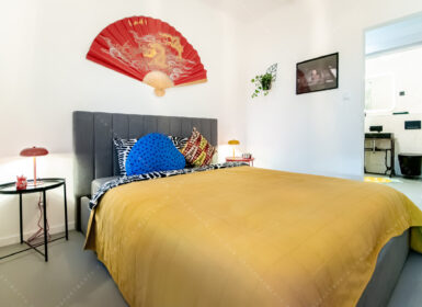 Stylish furnished one-bedroom with storage FOR SALE in Corvin sétány