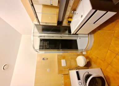 Furnished one-bedroom FOR SALE next to Nyugati tér
