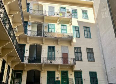 Spacious one-bedroom with gallery for SALE next to Corvin sétány