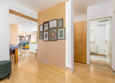Spacious 2 Bedroom PENTHOUSE for Rent in Práter street – from September
