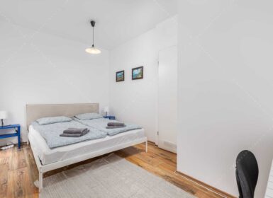 Spacious 2 Bedroom PENTHOUSE for Rent in Práter street – from September