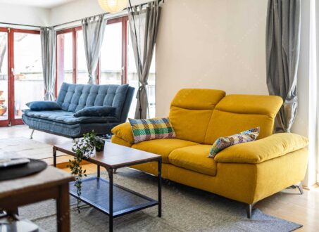 Spacious 2 Bedroom PENTHOUSE for Rent in Práter street – from September