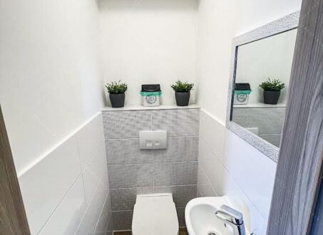 Stylish One-bedroom Apartment for Rent in Babér street