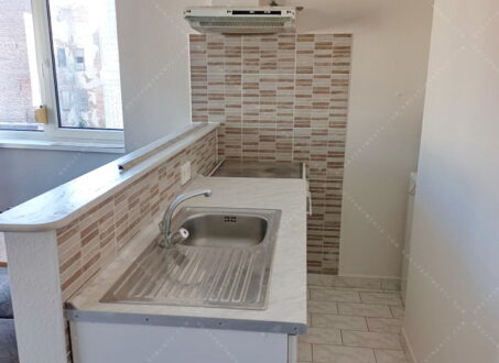 Bright Studio for Rent in Botond street – from February