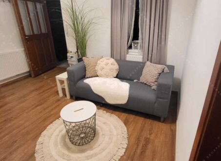 Bright 2-bedroom apartment