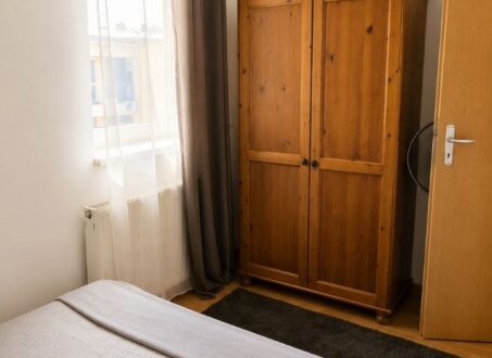 Apartment for Sale Near Semmelweis University – Under 200,000 EUR