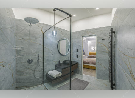Modern 4th-Floor Apartment in Central Location