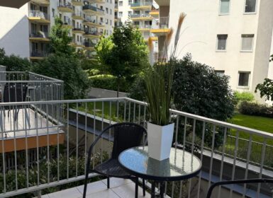 Bright Studio with Balcony