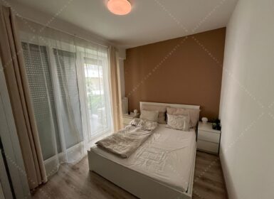 Stylish Apartment with Terrace – from August