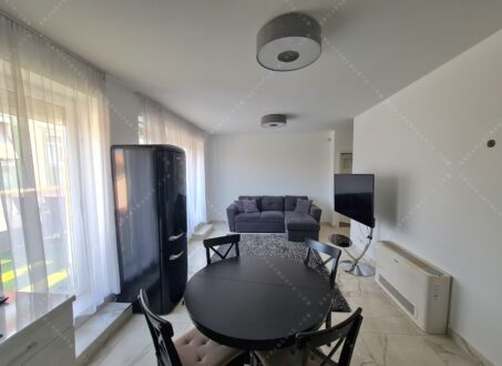 Spectacular 2-Bedroom Apartment Near Corvin Sétány – Available NOW
