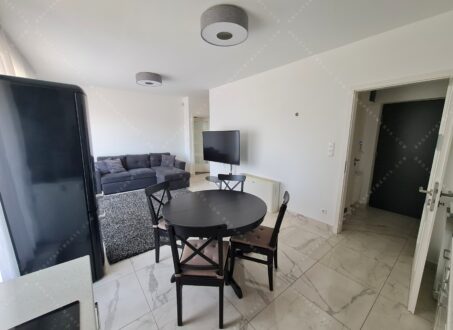 Spectacular 2-Bedroom Apartment Near Corvin Sétány – Available NOW