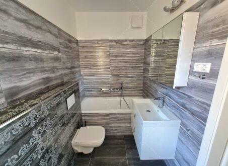 Spectacular 2-Bedroom Apartment Near Corvin Sétány – Available NOW