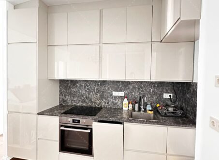 3-Bedroom Apartment for Rent – Károly körút