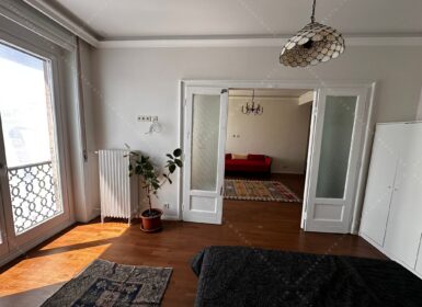 3-Bedroom Apartment for Rent – Károly körút